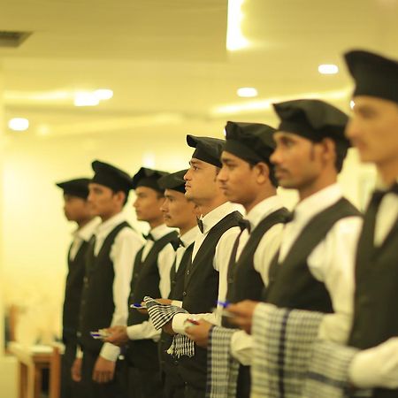 فندق ذا جراند رافيتا Pātan المظهر الخارجي الصورة